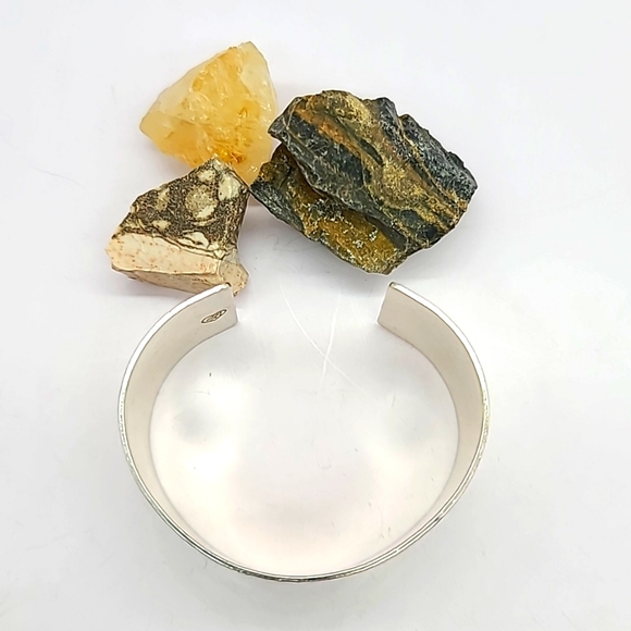 Brighton "SOUTHWEST DREAMS" Retired Wide Cuff with Etched Tribal Motifs! Rare! - Picture 9 of 14